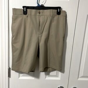 Dress khaki shorts